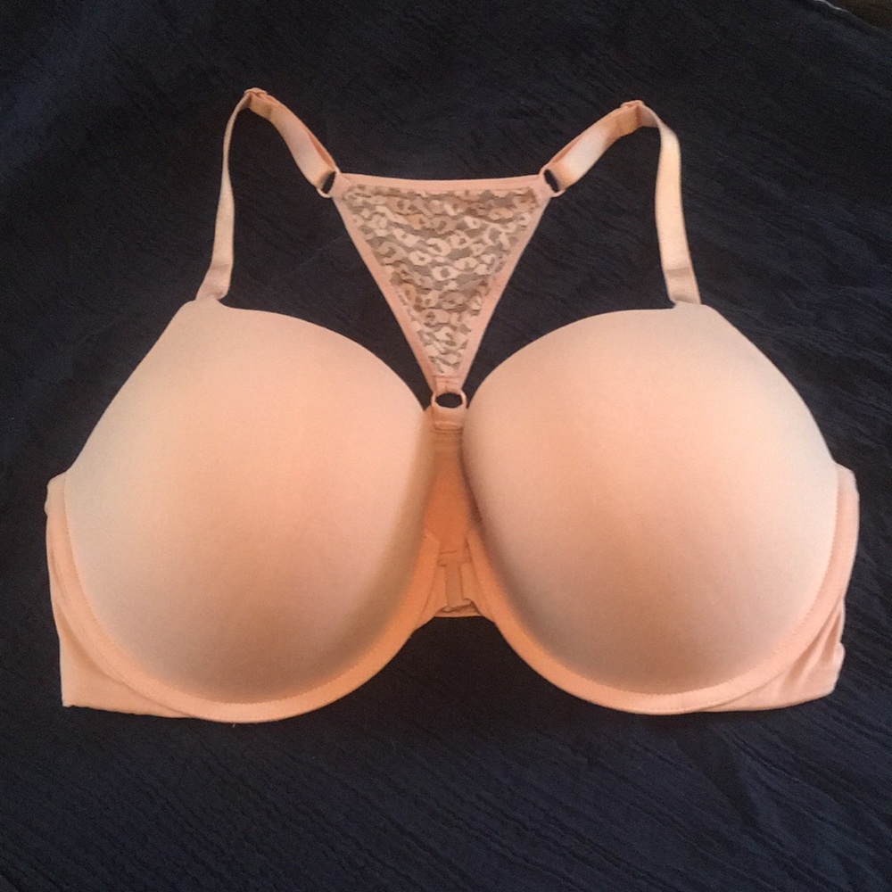 Pink Victoria’s Secret bra 38DD
